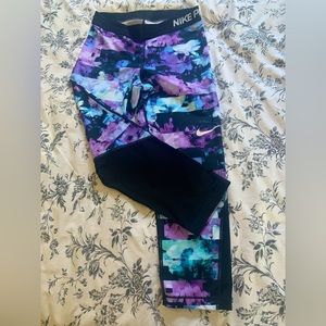 Nike pro crop leggings